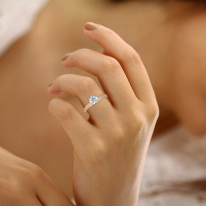 Iconic Side Stone Ring