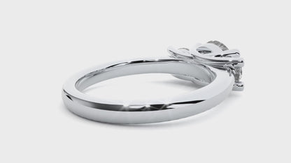 Troika Classic Ring