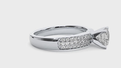 Elengant Pave Ring